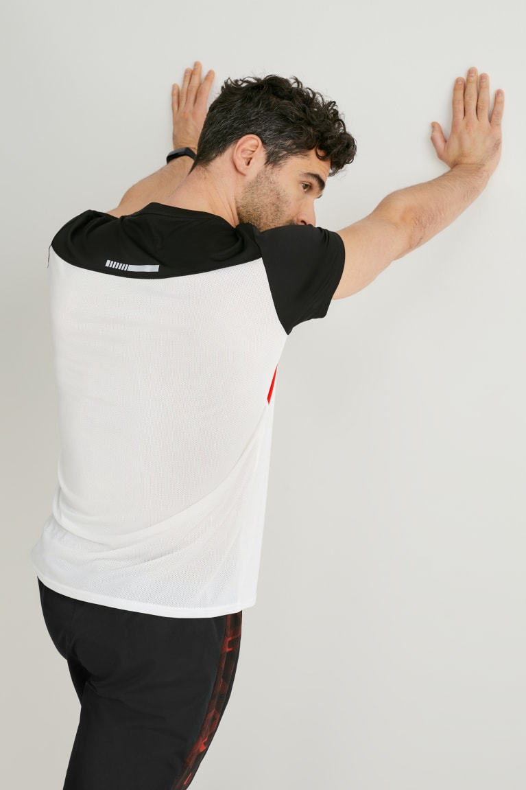 Red C&A Active Men's T-shirts | PTXEC-4631